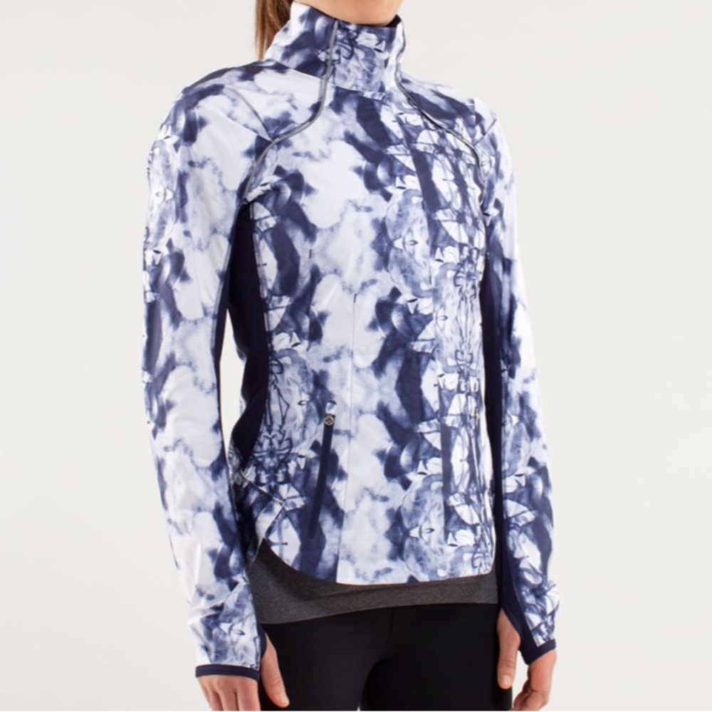 Lululemon Run Essentials Jacket II Deep Indigo White Size 4 – Lightweight Coat